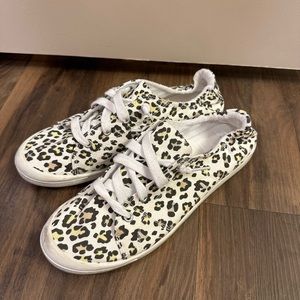 Leopard print sneakers!